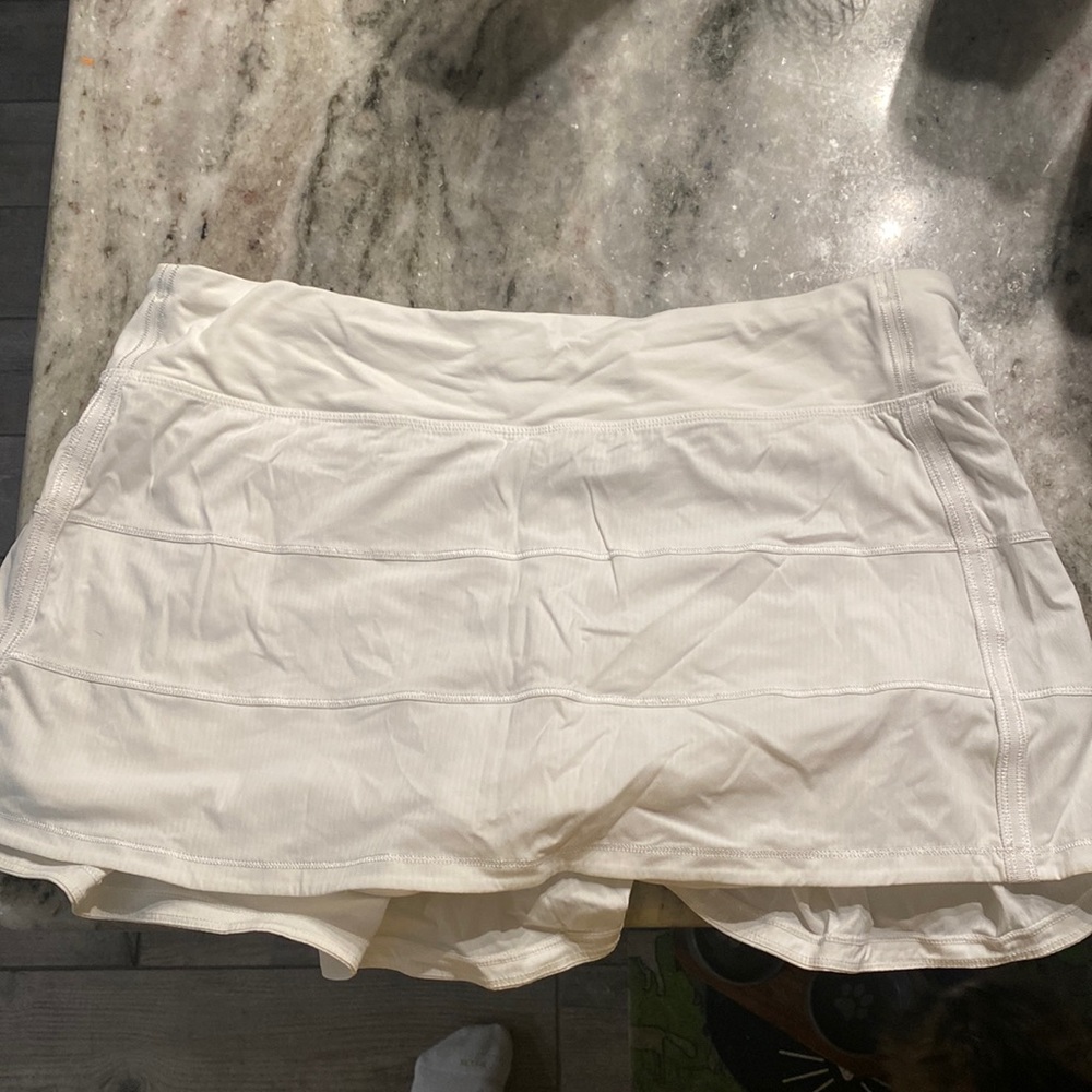 Lululemon White Pace Rival Skirt